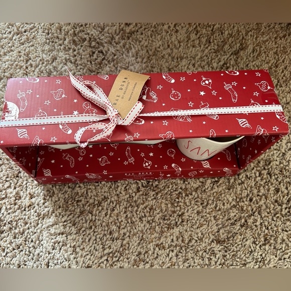 Rae Dunn Christmas Melamine Plate & Tumbler Set - Picture 2 of 6